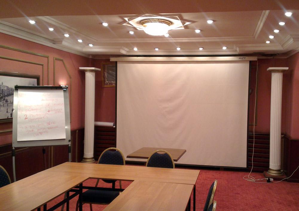 Ambassador Hotel Алма Ата Екстериор снимка